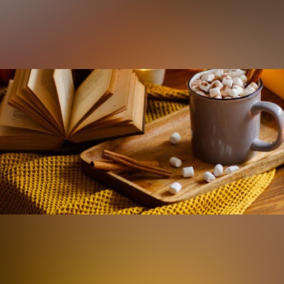 Meet your Posher, Jenn | Poshmark Ambassador - Picture 1 of 1